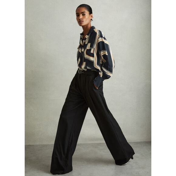 Reiss Isadora Navy Geometric Print Button Through Shirt - Picture 1 of 9